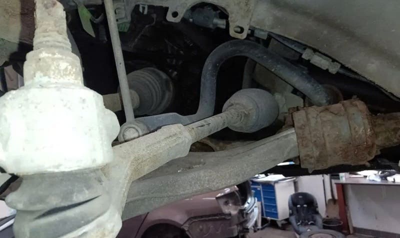 vì sao vô lăng lái bị lỗi